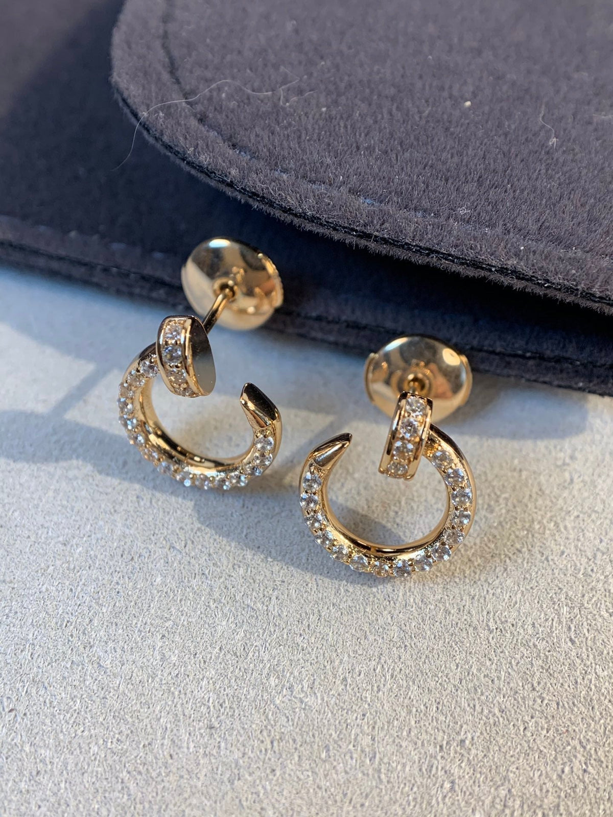 CARTIER JUSTE EARRINGS GOLD DIAMONDS