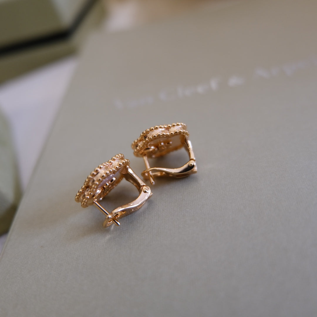 VCA LUCKY PINK GOLD WHITE MOP EARRINGS
