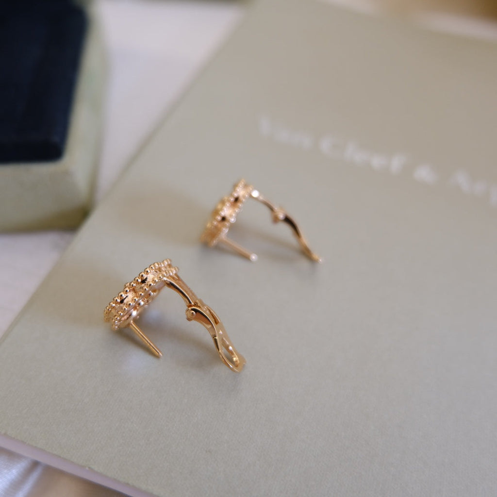 VCA LUCKY PINK GOLD WHITE MOP EARRINGS