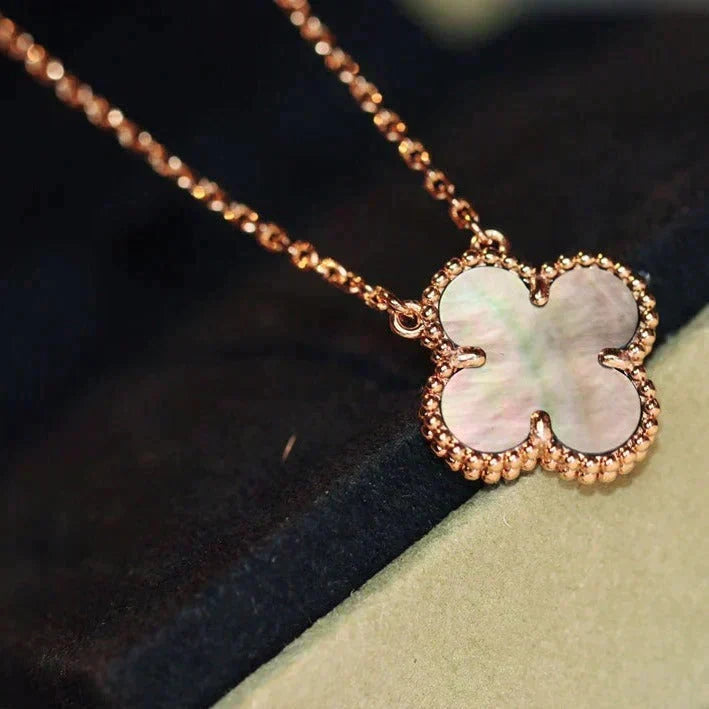 VCA CLOVER 15MM GRAY MOTHER OF PEARL NECKLACE