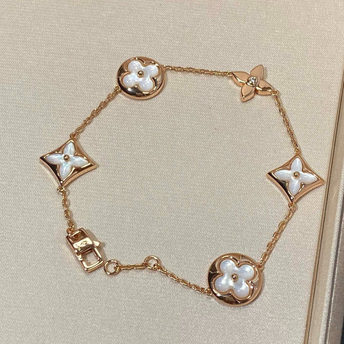 LOUIS VUITTON STAR AND SUN 5 MOTIF MOP PINK GOLD BRACELET